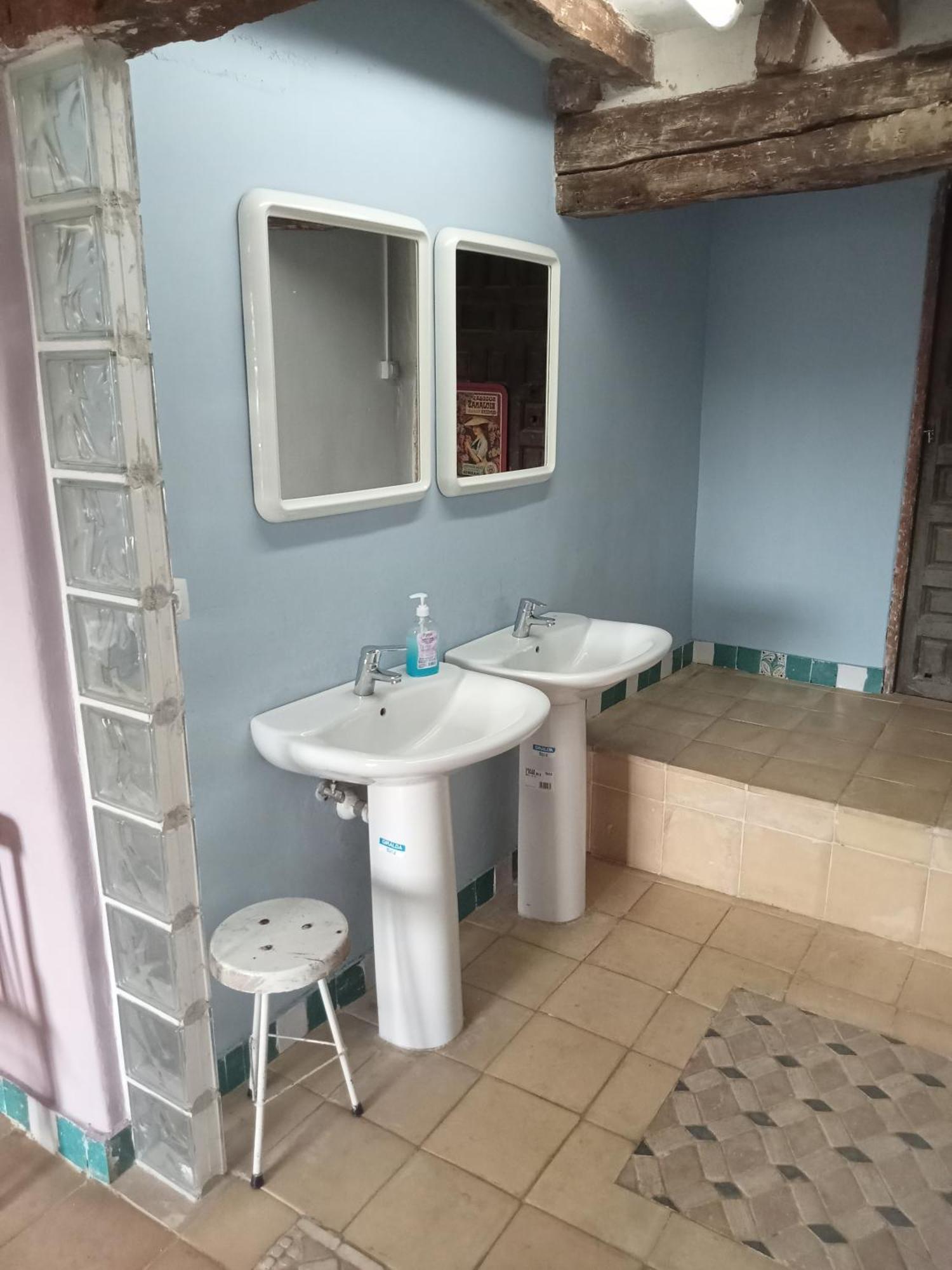 קסטרוחריס Albergue De Peregrinos Casa Nostra מראה חיצוני תמונה